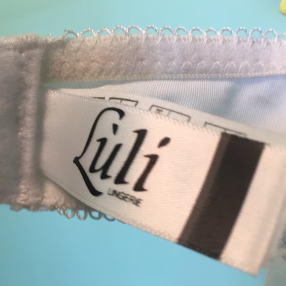 Bra - Picture 3 of 4